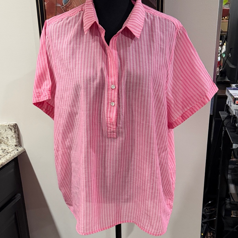 Tommy Bahama women’s Pink Striped Short Sleeve Shirt Sz XL